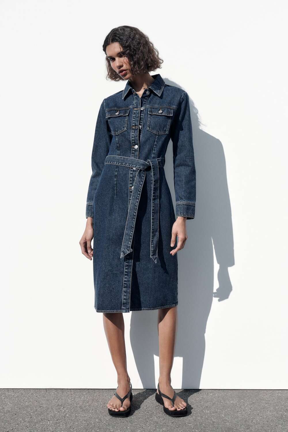 

Джинсовое платье миди ZARA, синий