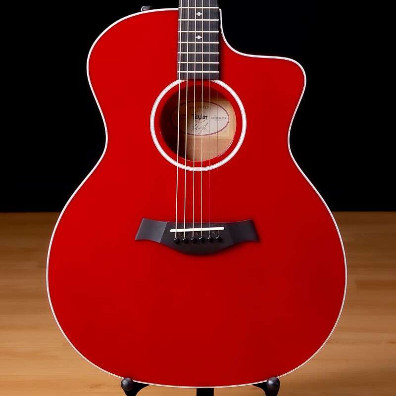 

Электроакустическая гитара Taylor 214ce-RED DLX — Maroon SN 2203132172