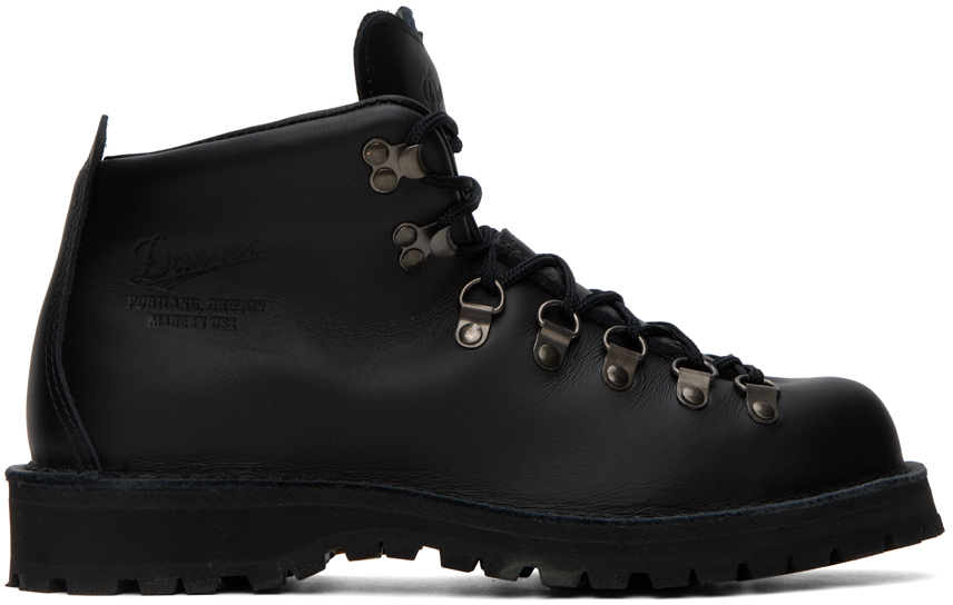 

Легкие сапоги Черной горы Danner
