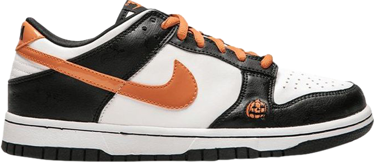 Nike 2025 dunks halloween