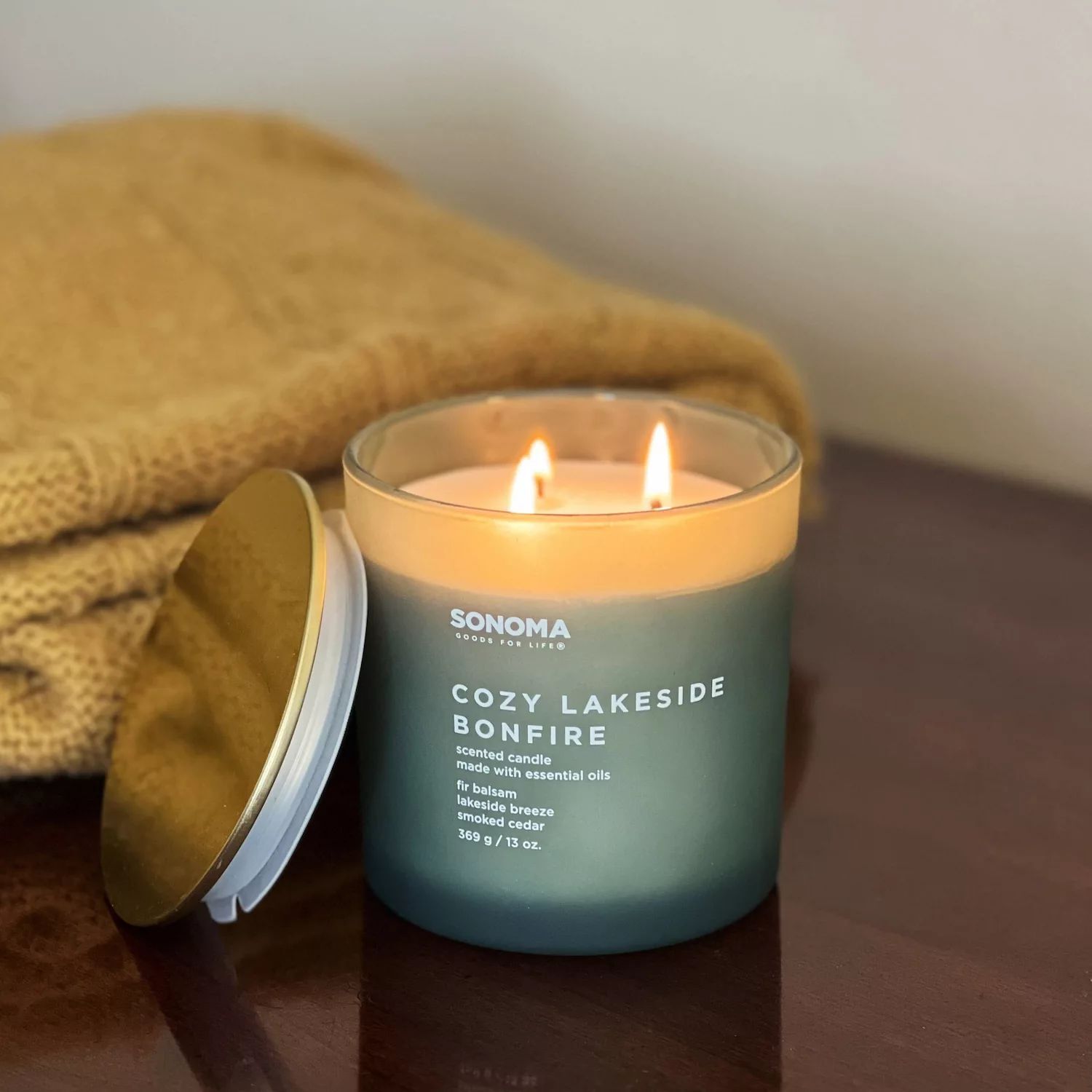 

Sonoma Goods For Life, 13 унций. Свеча Cosy Lakeside Bonfire