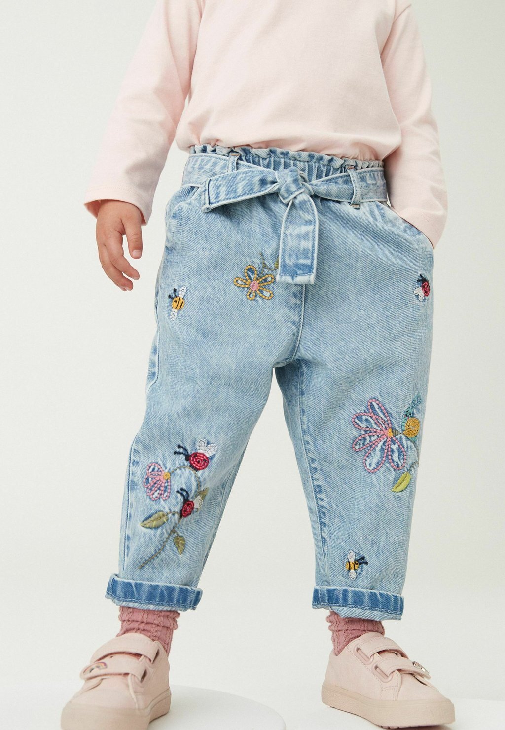 

Джинсы зауженного кроя LADYBIRD EMBROIDERED SLOUCHY REGULAR FIT Next, цвет mid blue denim