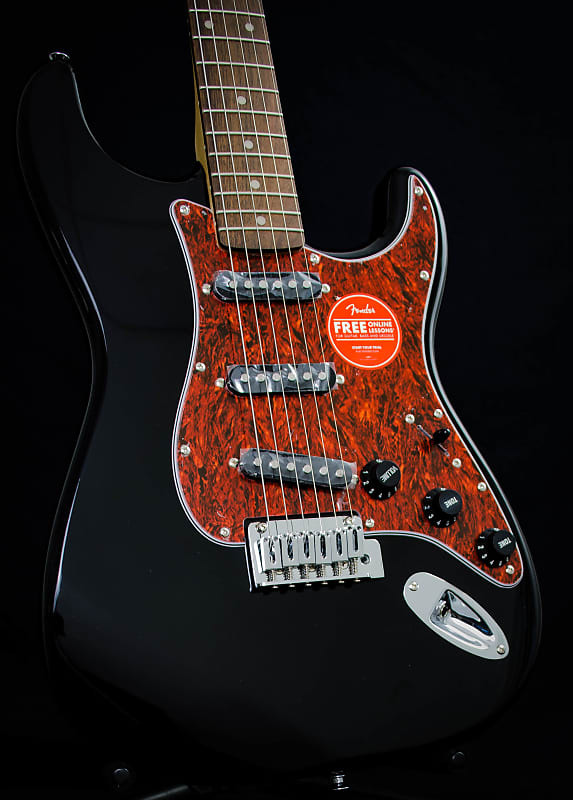 

Squier FSR Limited Edition Affinity Stratocaster TSPG в черном цвете FSR Limited Edition Affinity Stratocaster TSPG in Black