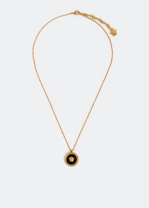 Ожерелье VERSACE Medusa enamel pendant necklace, черный 10 шт набор ювелирные изделия с подвеской и браслетом