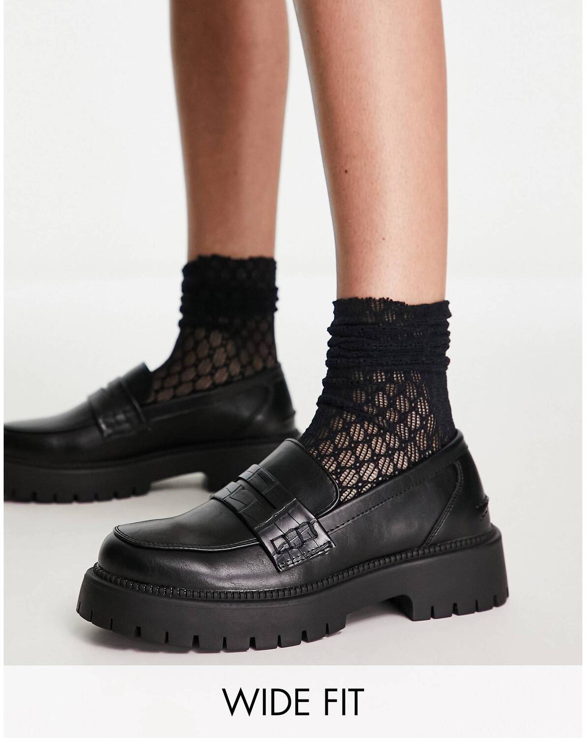 

Черные массивные лоферы schuh Wide Fit Leanna