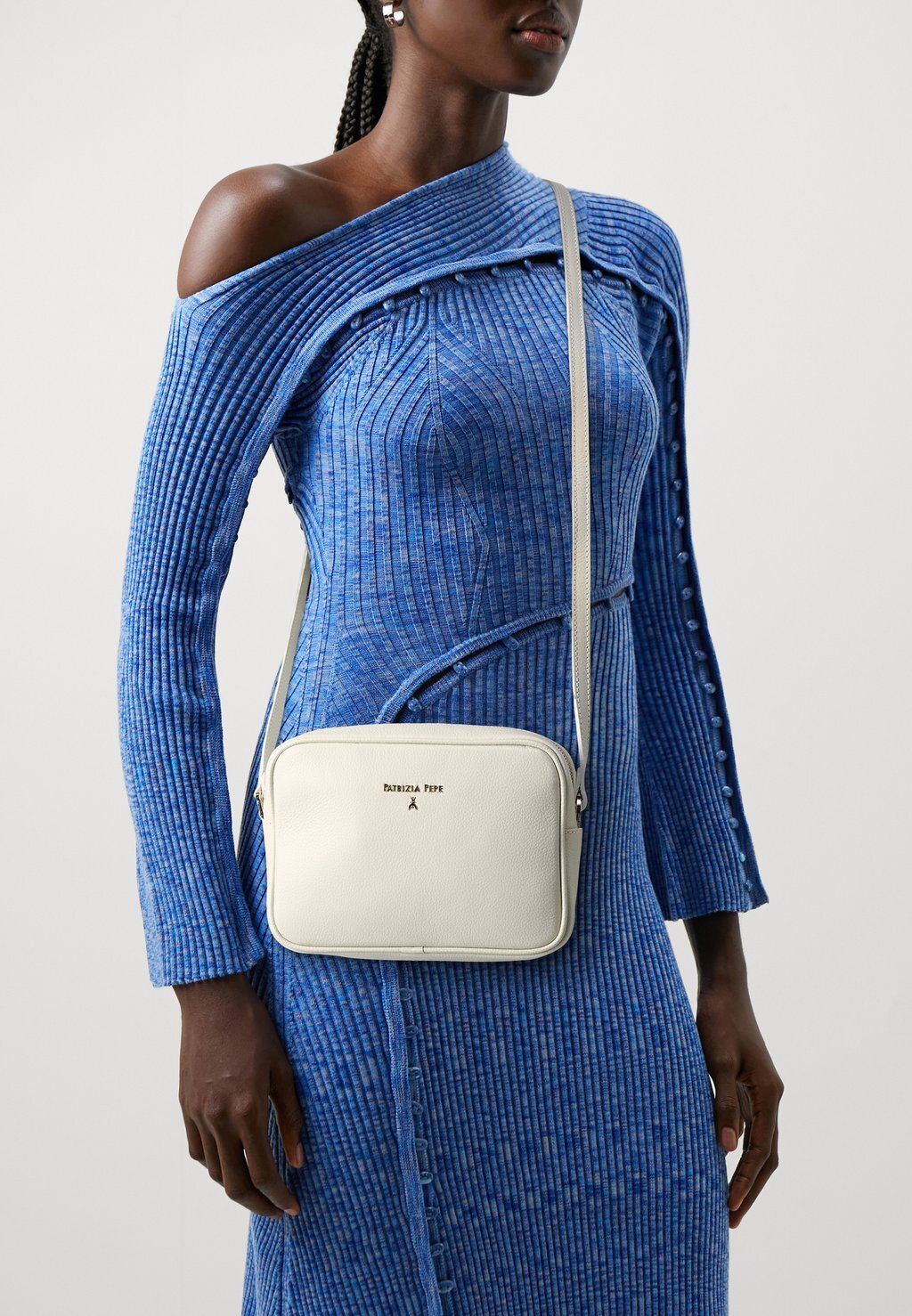 

Сумка через плечо Bag Bag Patrizia Pepe, цвет off-white
