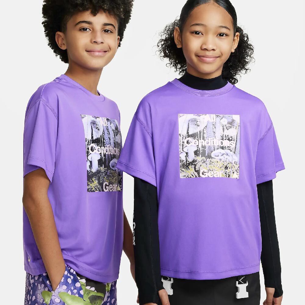 

Футболка Nike ACG UV Older Kids' Short-Sleeve, фиолетовый/принт