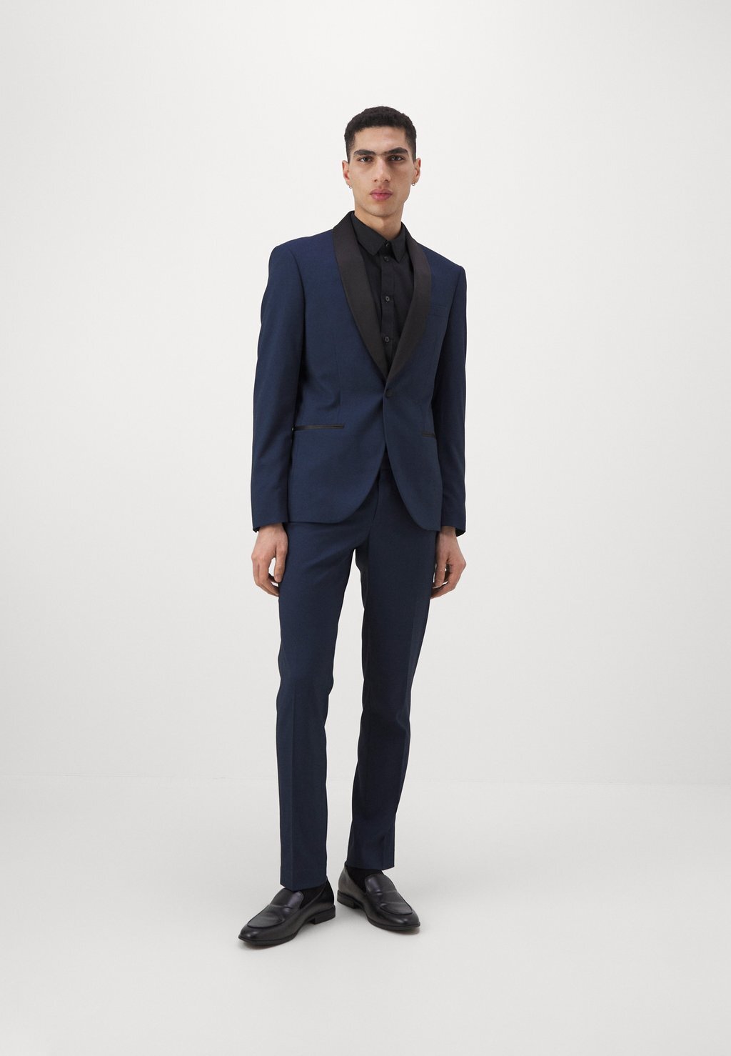 

Костюм THE FASHION SHAWL COLLAR Isaac Dewhirst, цвет navy