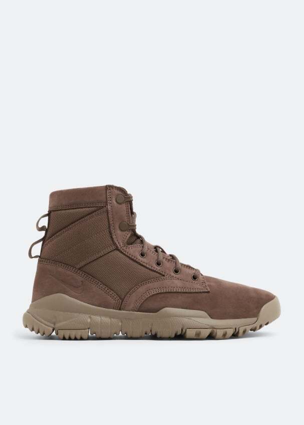 

Кроссовки NIKE SFB 6" NSW leather sneakers, коричневый