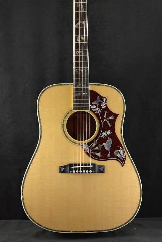 

Gibson Custom Shop Hummingbird Custom Koa Antique Natural