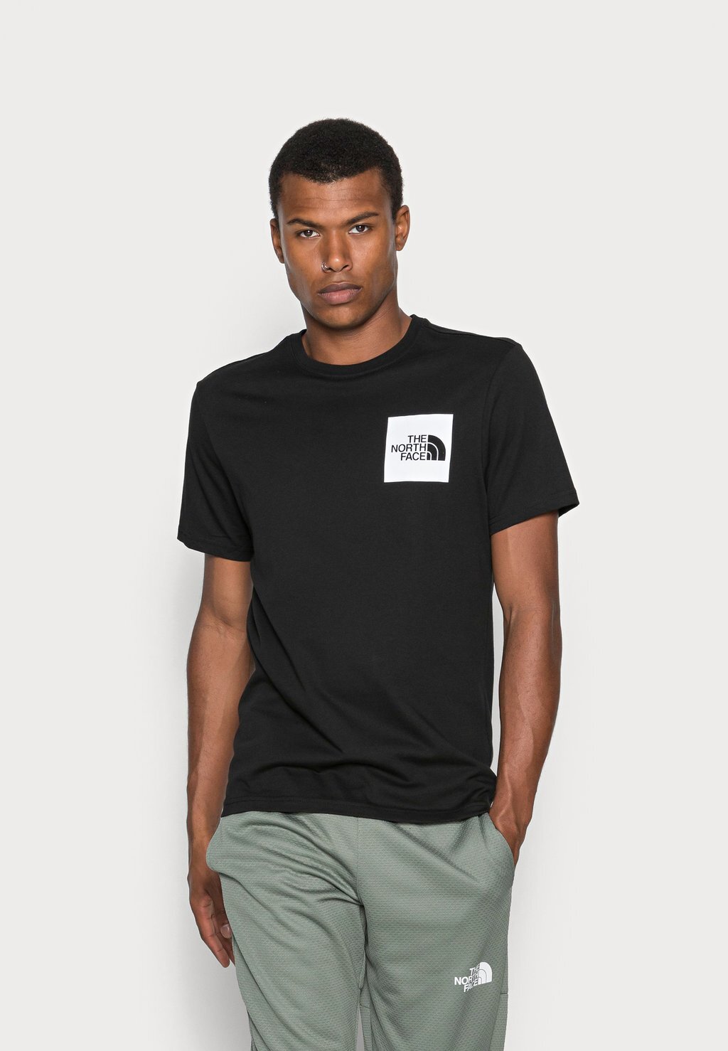 

Футболка с принтом The North Face, черный