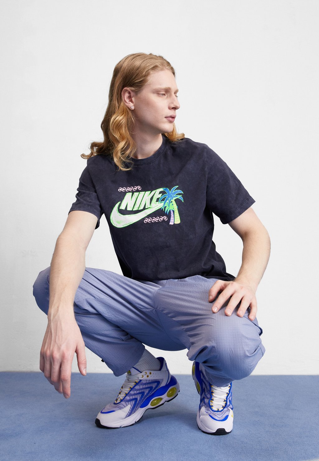 

Футболка с принтом Nike, черный