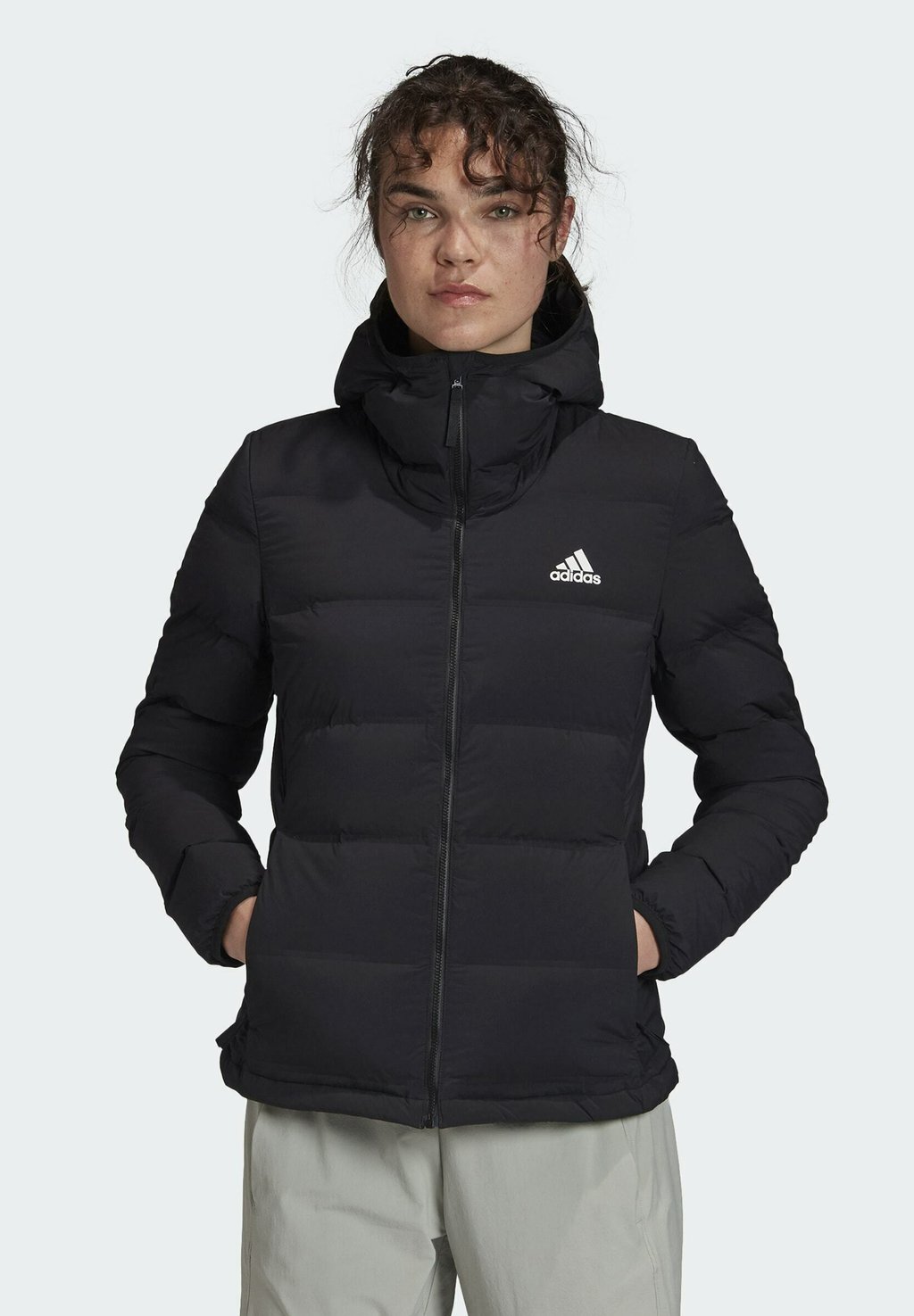

Пуховик Adidas, черный