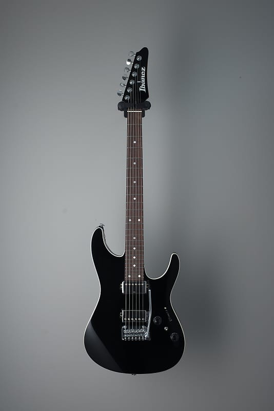 Электрогитара Ibanez Premium AZ42P1 черная Premium AZ42P1 Electric Guitar