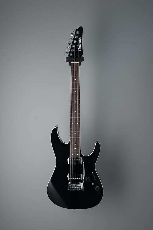 

Электрогитара Ibanez Premium AZ42P1 черная Premium AZ42P1 Electric Guitar