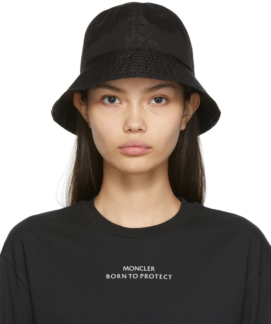 

Двусторонняя черная панама Born To Protect Moncler