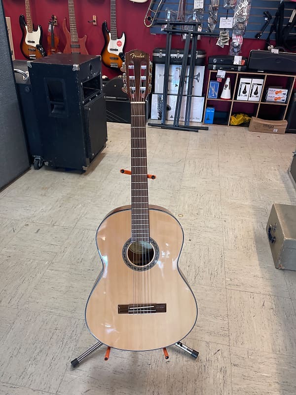 

Крыло CN90 Fender