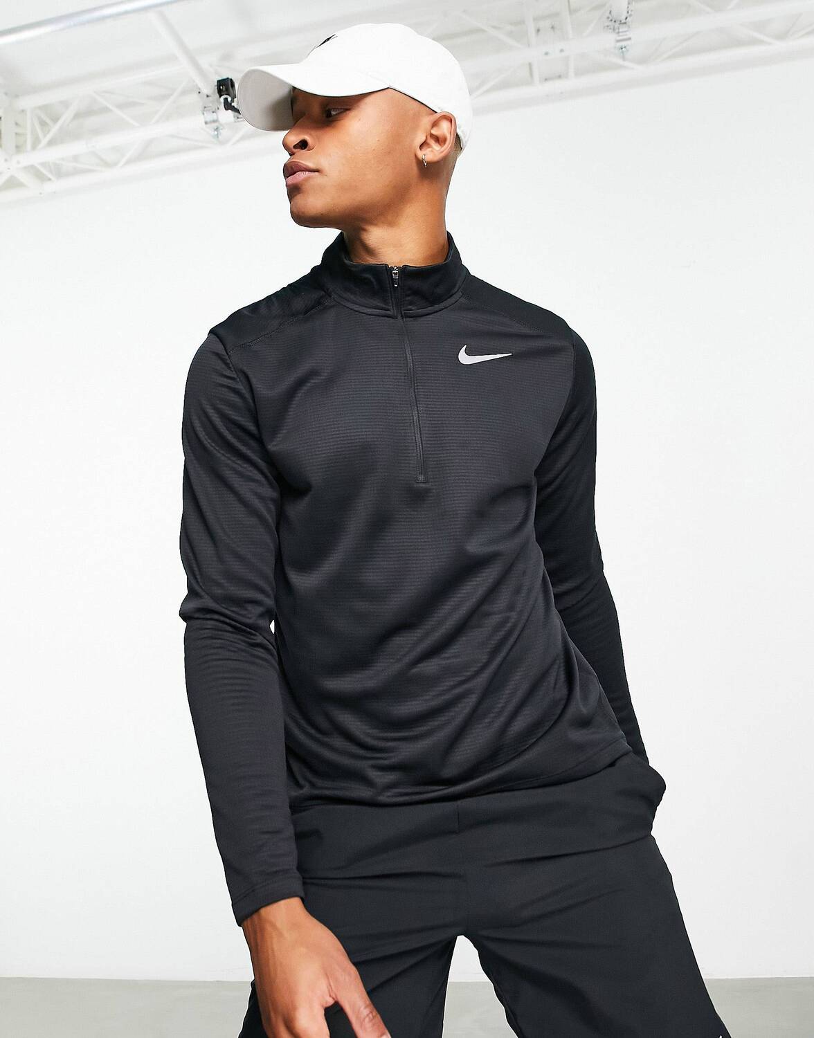 

Черный свитшот на молнии Nike Running Pacer