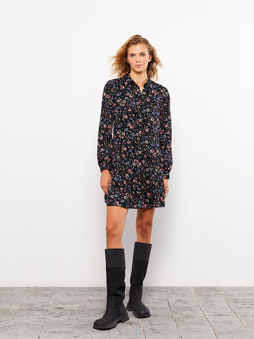

Женское платье из вискозы с длинным рукавом и воротником-рубашкой LCW Casual