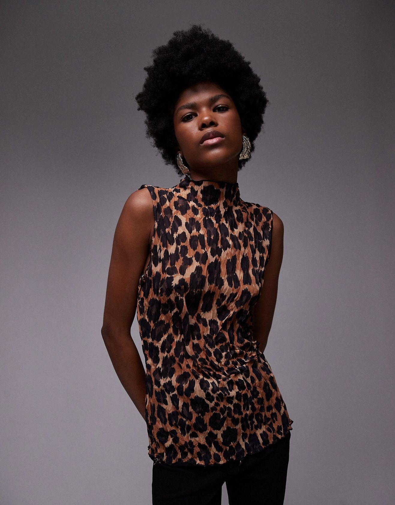 Топ Topshop Crinkle Sleeveless In Leopard Print, коричневый женский топ без рукавов футболка 2020