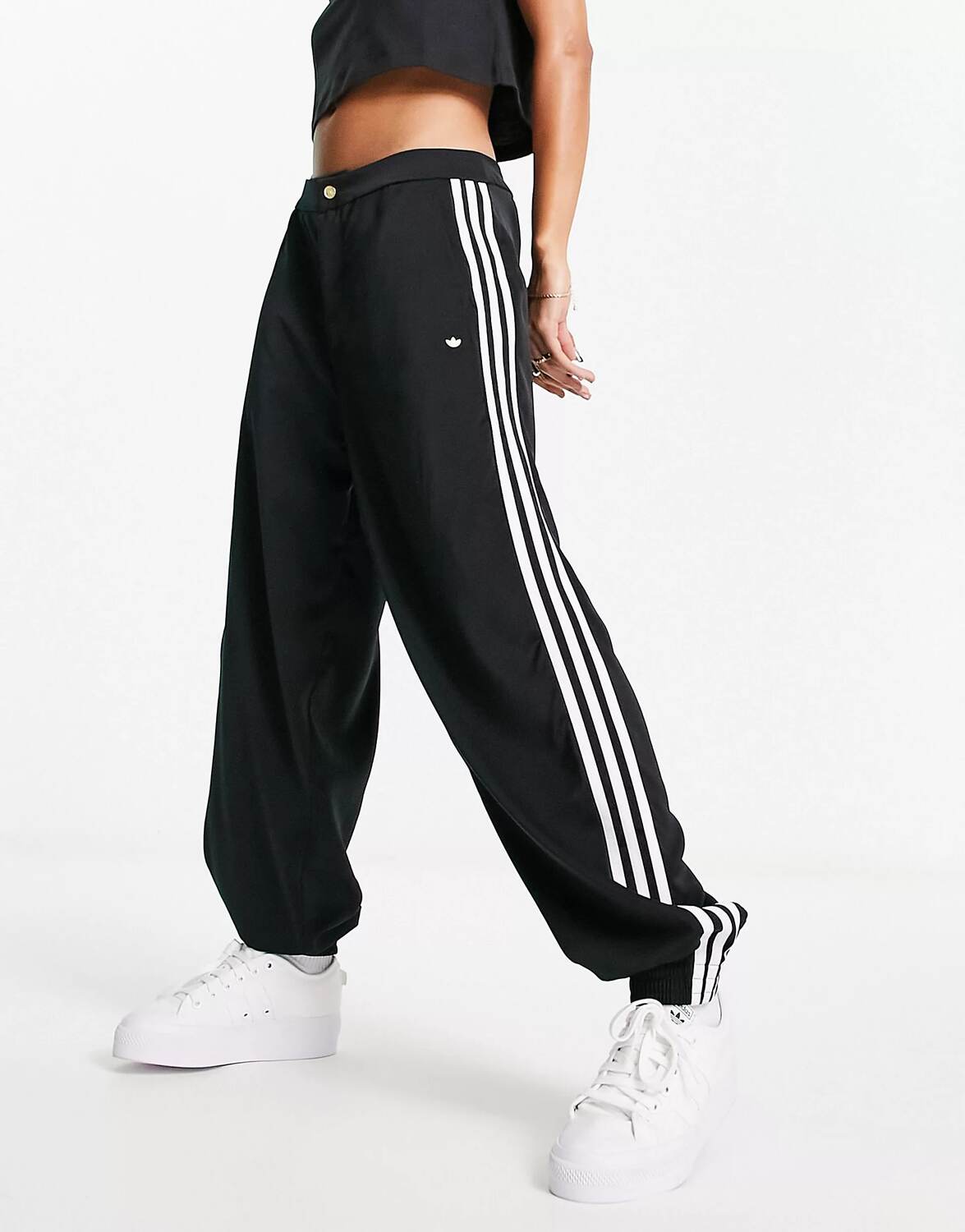 

Брюки Adidas Originals three stripe balloon, черный