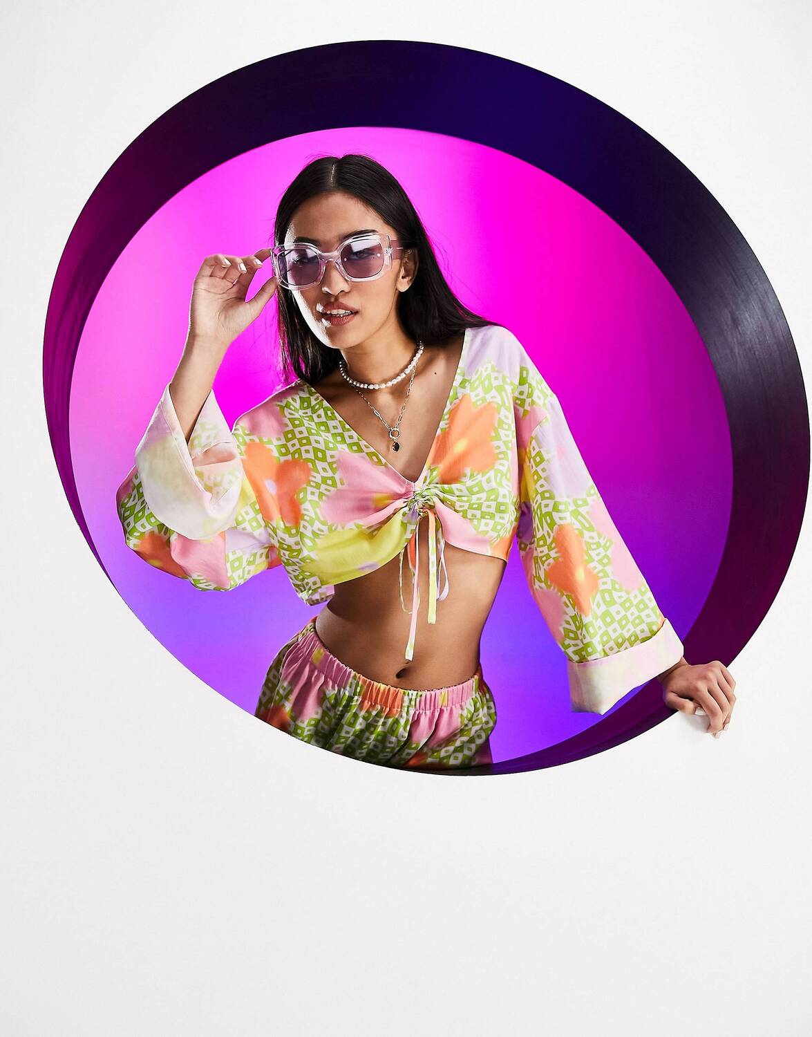 

Комбинированный топ со сборками спереди ASOS DESIGN Circular Design и вихревым принтом, Коричневый