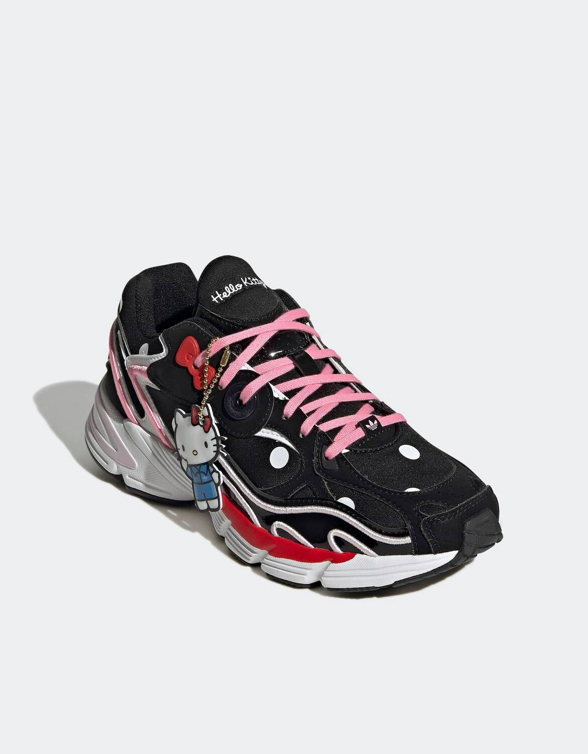 

Черные кроссовки adidas Originals astir hello kitty с красными и розовыми деталями