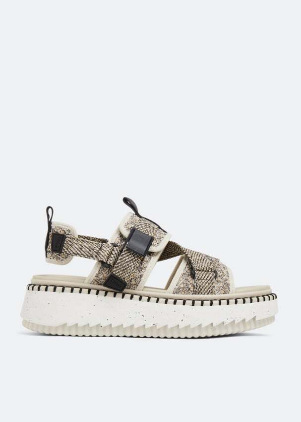 

Сандалии CHLOÉ Lilli flat sandals, бежевый
