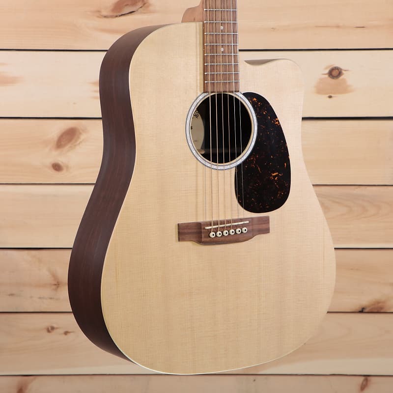 

Martin DCX2E-03 — Экспресс-доставка — (M-051) Серийный номер: 2649936