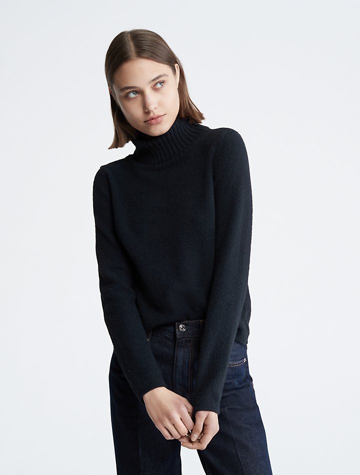 

Плюшевая водолазка Calvin Klein, черный