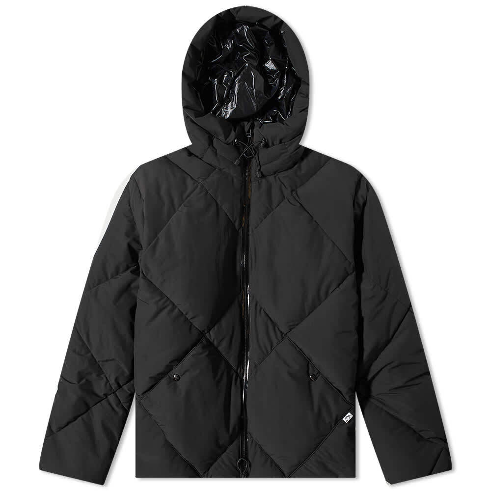 

Удобный пуховик CMF Comfy Outdoor Garment, Серый