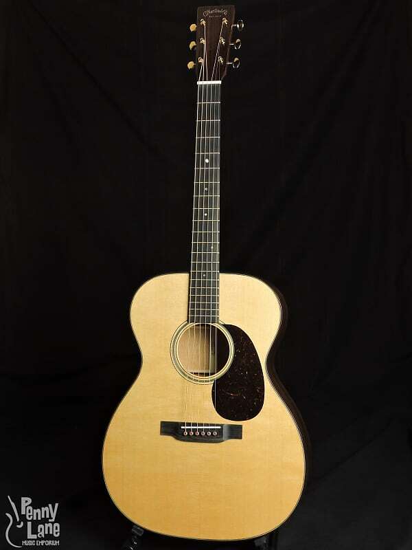 

Гитара Martin 000-18 Modern Deluxe Acoustic 000 с футляром