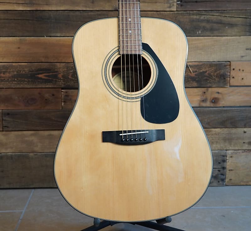

Акустическая гитара Yamaha F325D Dreadnought Natural