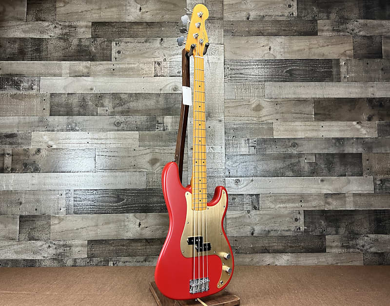 

Squier 40th Anniversary Vintage Edition Precision Bass - Satin Dakota Red