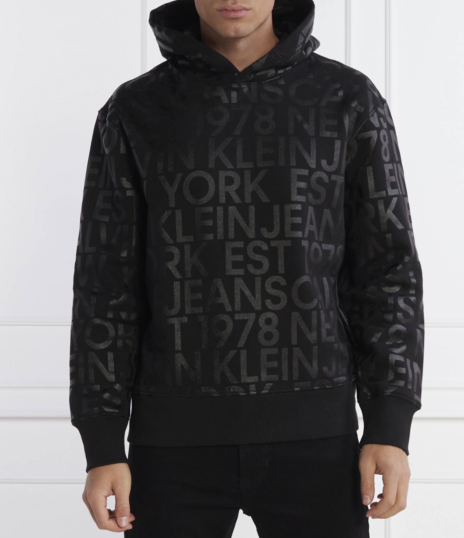 

Толстовка CALVIN KLEIN JEANS Regular Fit, черный