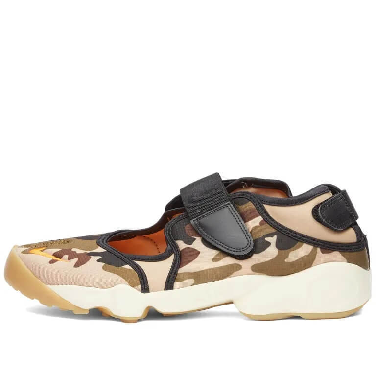 

Кроссовки Nike W Air Rift, хаки/бежевый/коричневый