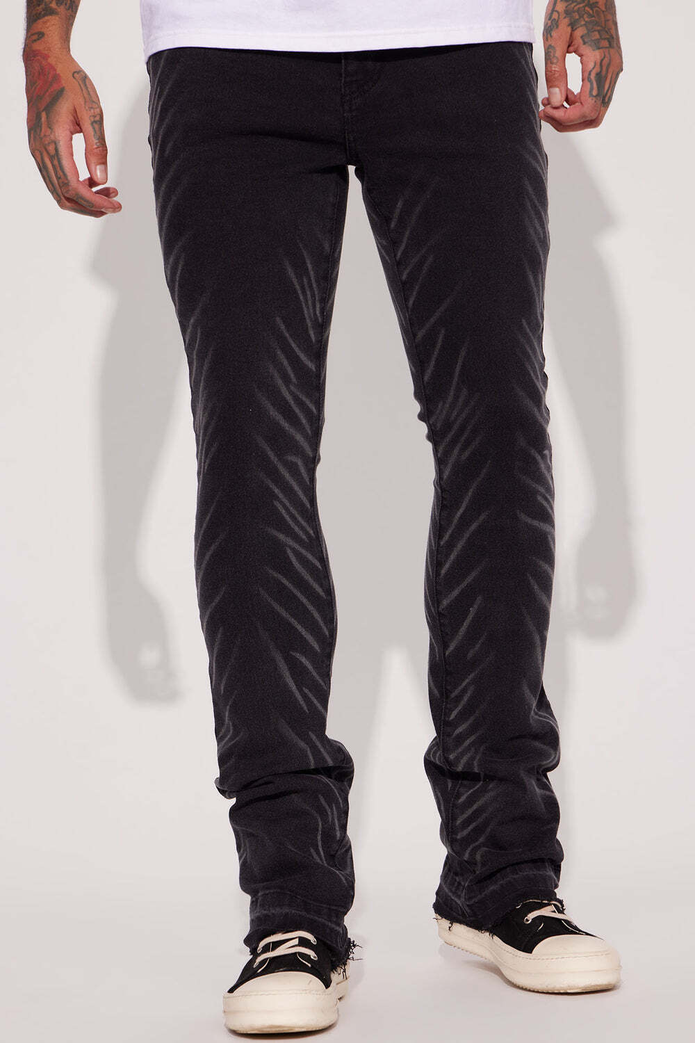 

Джинсы скинни Fashion Nova FNMK408, черный