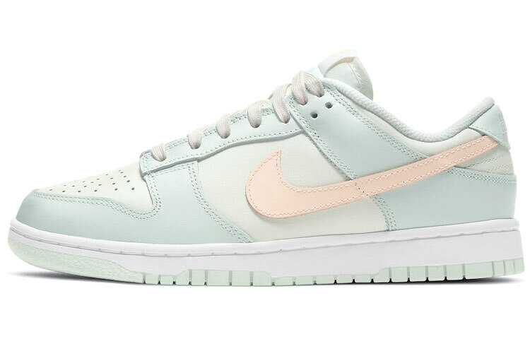 

Кроссовки женские Nike Dunk Low, barely green