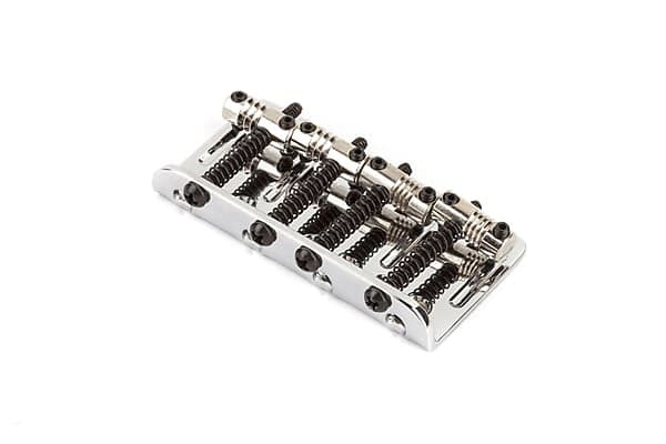 

Fender Precision и Jazz Bass Bridge Upgrade в сборе Хром (005-8396-000) 0058396000