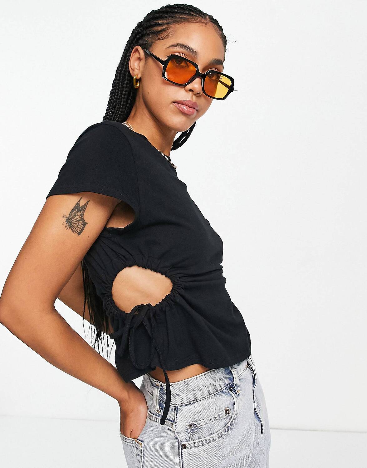 

Черная футболка с короткими рукавами и сборками по бокам ASOS DESIGN, Черный