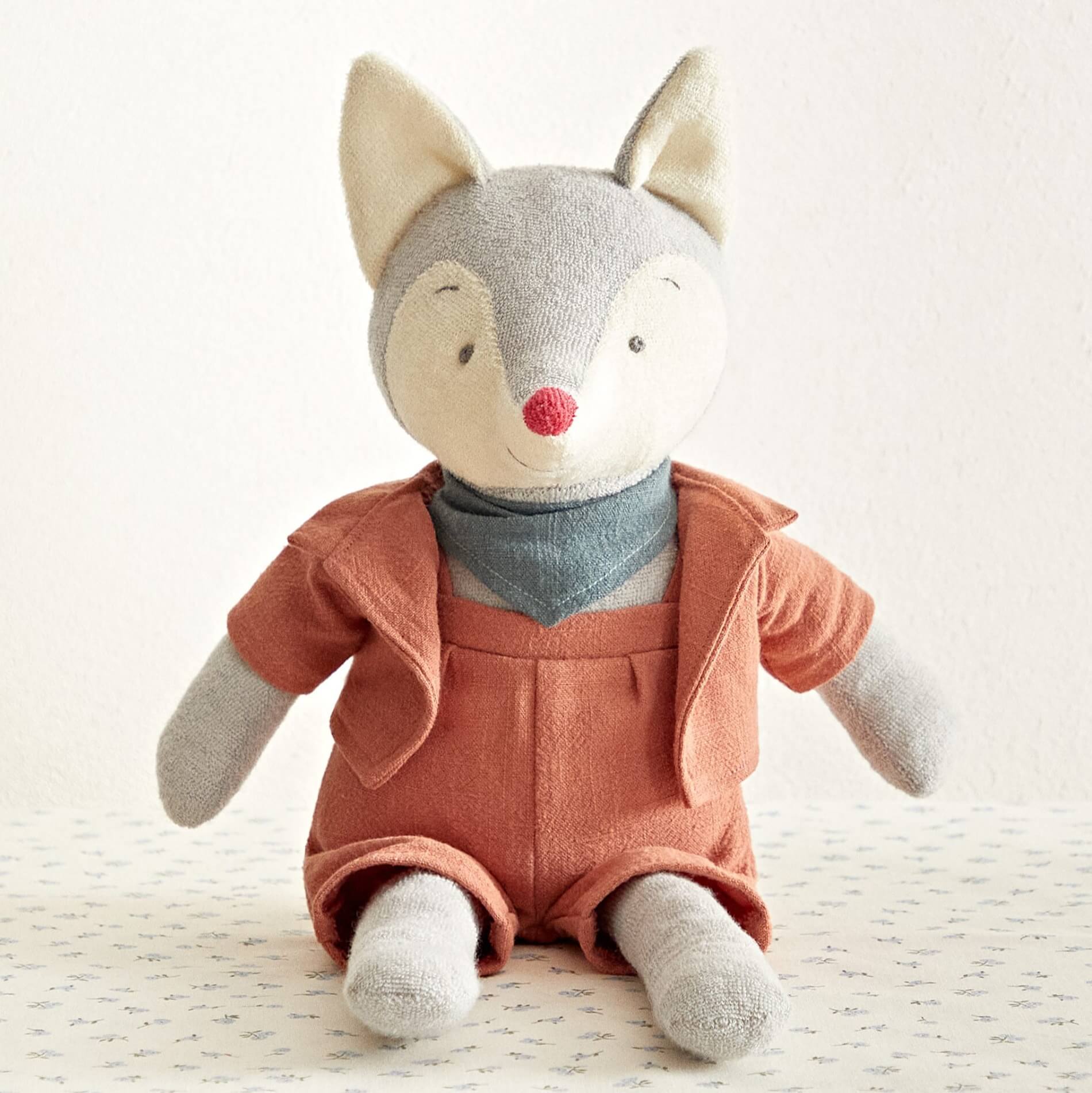 цена Мягкая игрушка Zara Home Soft Toy Big Bad Wolf, серый