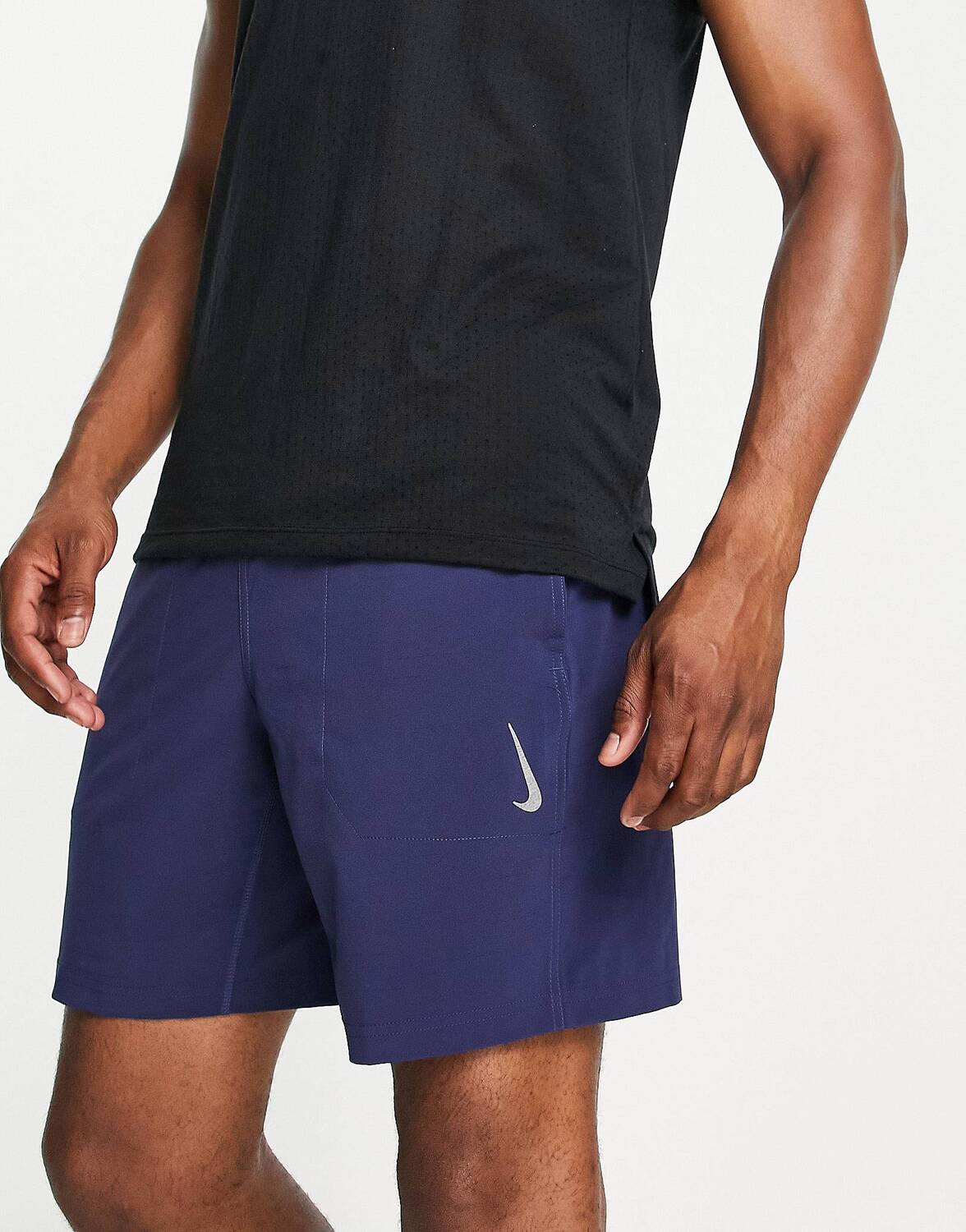 

Синие тканые шорты Nike Yoga Dri-FIT