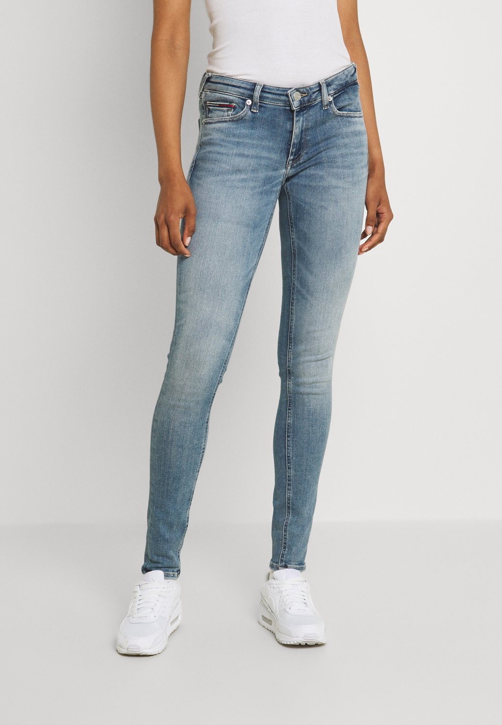 

Джинсы Skinny Fit Tommy Jeans