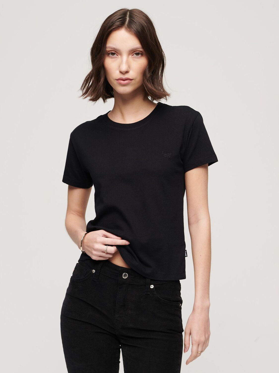 

Футболка Essential с логотипом 90-х годов Superdry, черный