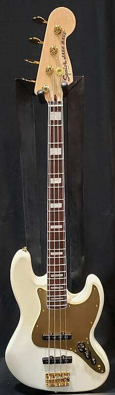 

Squier 40th Anniversary Gold Edition Jazz Bass 2022 - Present Olympic White