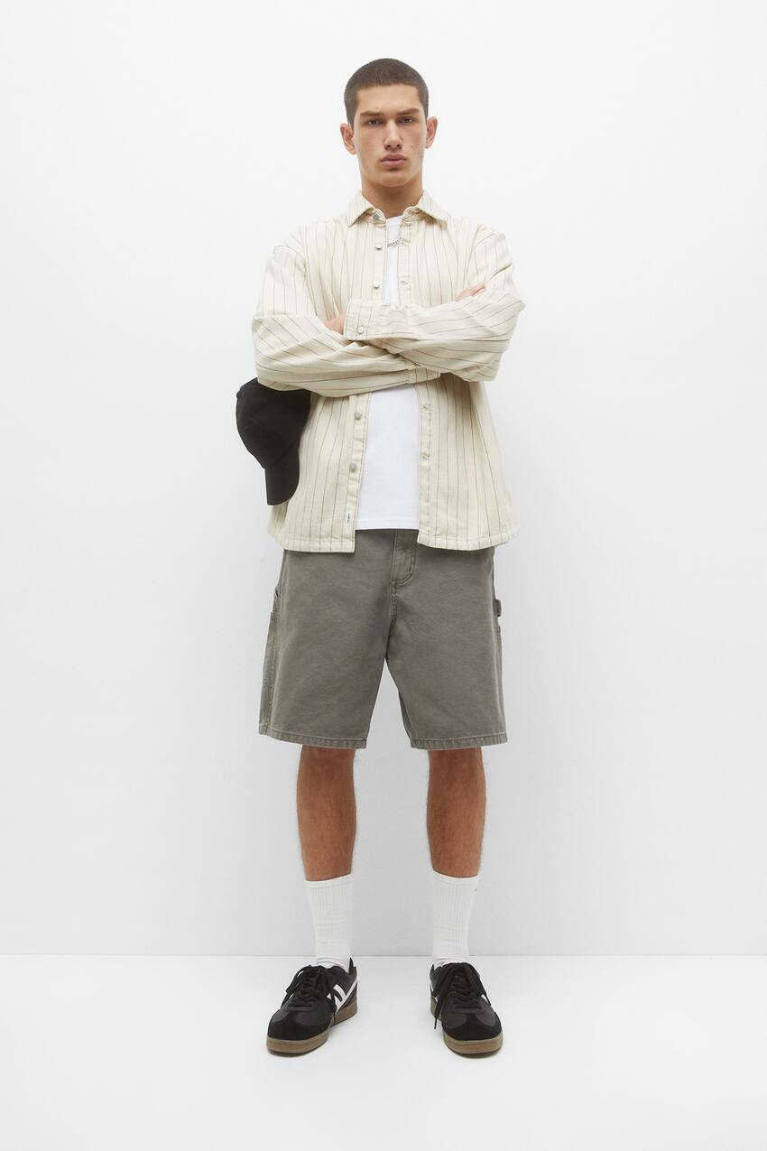 

Шорты-бермуды Carpenter Pull&Bear, серый