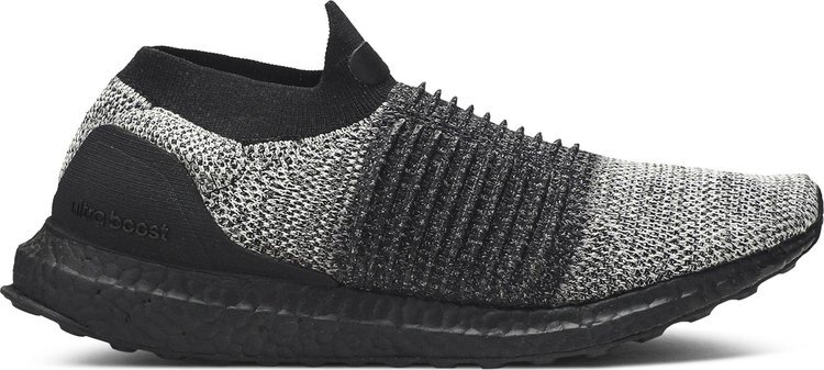 Adidas boost laceless on sale black