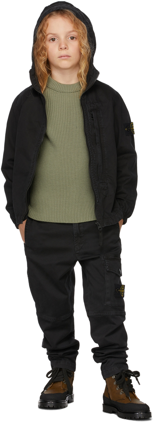 

Детская черная куртка на молнии с капюшоном Stone Island Junior
