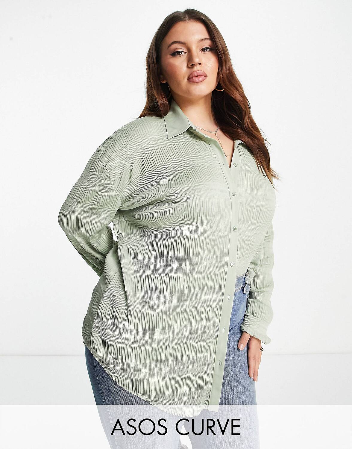 

Свободная плиссированная рубашка цвета хаки ASOS DESIGN Curve