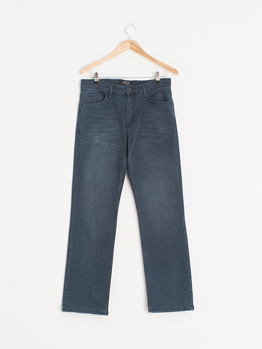 

Джинсы удобной посадки 790 LCW Jeans